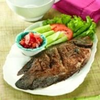 ikan gurame bakar sambal dabu-dabu